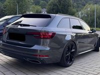 Gebraucht Audi A4 S-Line 190 PS (139 kW) 2018 Grau Kombi