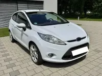 Gebraucht Ford Fiesta Titanium 82 PS (60 kW) 2009 Weiß Limousine