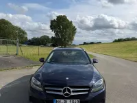 Gebraucht Mercedes C220 Avantgarde 170 PS (125 kW) 2017 Blau Limousine