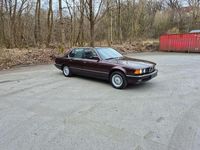 Gebraucht BMW 730 197 PS (144 kW) 1992 Brokarot Limousine