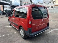 Gebraucht Peugeot Partner Tepee 109 PS (80 kW) 2008 Rot Van / Kleinbus