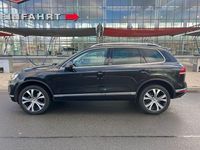 Gebraucht VW Touareg Edition 262 PS (192 kW) 2017 Schwarz SUV
