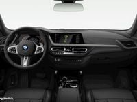Gebraucht BMW 220 M Sport 178 PS (130 kW) 2024 Alpinweiß uni Coupé