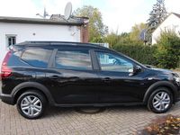Gebraucht Dacia Jogger Extreme 101 PS (74 kW) 2023 Rot Van / Kleinbus