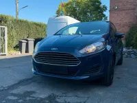 Gebraucht Ford Fiesta 60 PS (44 kW) 2015 Blau Kleinwagen