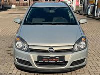 Gebraucht Opel Astra Edition 125 PS (91 kW) 2005 Pannacotta Kombi