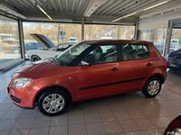 Gebraucht Skoda Fabia 60 PS (44 kW) 2009 Orange Limousine