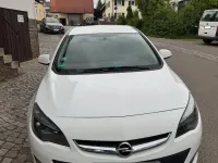 Gebraucht Opel Astra Edition 116 PS (85 kW) 2015 Weiß Limousine