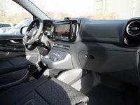 Gebraucht Mercedes Vito 190 PS (139 kW) 2026 Hightechsilber metallic Van