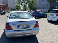 Gebraucht Mercedes E240 Classic 177 PS (130 kW) 2002 Silber Limousine