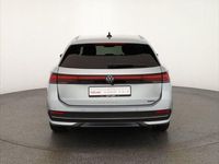 Gebraucht VW Passat 193 PS (141 kW) 2024 Silber Kombi