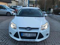 Gebraucht Ford Focus 150 PS (110 kW) 2014 Weiß Kombi