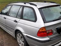 Gebraucht BMW 320 150 PS (110 kW) 2005 Grau Kombi