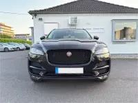 Gebraucht Jaguar F-Pace Pure 179 PS (131 kW) 2018 Schwarz SUV