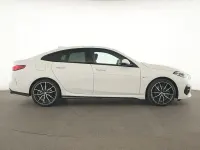 Gebraucht BMW 220 M Sport 178 PS (130 kW) 2022 Weiß Coupé