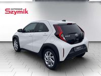 Gebraucht Toyota Aygo X Active 72 PS (52 kW) 2024 Schneeweiß SUV