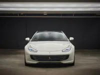 Gebraucht Ferrari GTC4Lusso 689 PS (506 kW) 2016 Weiß Kombi