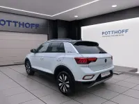 Gebraucht VW T-Roc Goal 150 PS (110 kW) 2025 Pure white SUV