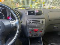 Gebraucht Alfa Romeo 147 Distinctive 150 PS (110 kW) 2003 Rot Kleinwagen