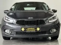Gebraucht Kia Ceed Spirit 135 PS (99 kW) 2013 Grau Kleinwagen