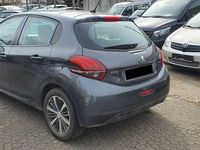 Gebraucht Peugeot 208 Active 82 PS (60 kW) 2017 Grau Kleinwagen