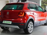 Gebraucht VW Polo Cross 90 PS (66 kW) 2017 Sunsetred Kleinwagen