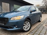 Gebraucht Peugeot 301 82 PS (60 kW) 2016 Blau Limousine