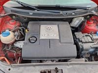 Gebraucht VW Polo 60 PS (44 kW) 2007 Rot Kleinwagen