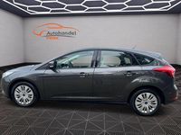 Gebraucht Ford Focus 101 PS (74 kW) 2015 Grau Limousine