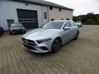 Gebraucht Mercedes A200 Advanced Plus 163 PS (119 kW) 2024 922 hightechsilber Limousine