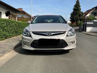 gebraucht Hyundai i30 1.6 CRDi 66 kW Classic Classic