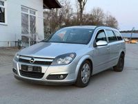 Gebraucht Opel Astra Edition 105 PS (77 kW) 2005 Starsilber iii m2 Kombi