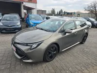 Gebraucht Toyota Corolla Comfort 116 PS (85 kW) 2009 Gold Limousine