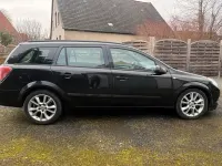 Gebraucht Opel Astra 105 PS (77 kW) 2005 Schwarz Kombi