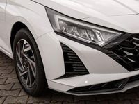 Gebraucht Hyundai i20 Trend 101 PS (74 kW) 2025 Weiß Limousine
