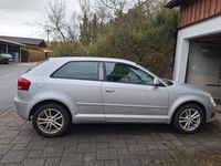 Gebraucht Audi A3 Ambiente 125 PS (91 kW) 2009 Silber Kleinwagen