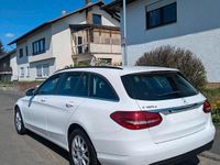 Gebraucht Mercedes C180 116 PS (85 kW) 2017 Weiß Kombi