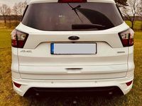 Gebraucht Ford Kuga ST-Line 182 PS (133 kW) 2016 Weiß SUV