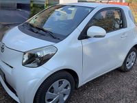 Gebraucht Toyota iQ 68 PS (50 kW) 2009 Weiß Kleinwagen