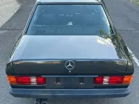 Gebraucht Mercedes 190 132 PS (97 kW) 1987 Grau Limousine
