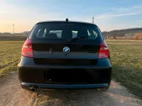 Gebraucht BMW 116 122 PS (89 kW) 2009 Schwarz Kleinwagen