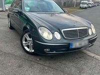 Gebraucht Mercedes E320 224 PS (164 kW) 2005 Blau Limousine