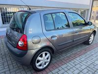 Second-hand Renault Clio II Expression 75 CP (55 kW) 2003 Gri Berlinǎ