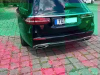 Gebraucht Mercedes E300 194 PS (142 kW) 2022 Schwarz Limousine