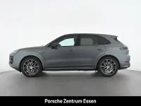 Neu Porsche Cayenne E-Hybrid Black Edition 470 PS (345 kW) 2026 Grau SUV
