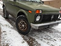 Gebraucht Lada niva 82 PS (60 kW) 2011 Grün SUV