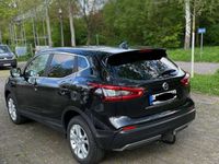 gebraucht Nissan Qashqai N-Connecta Automatik mit AHK 8fach bereift