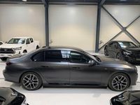 Gebraucht BMW i7 400 kW (544 PS) 2024 Grau Limousine
