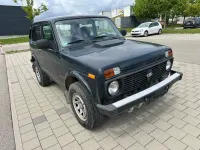 Gebraucht Lada niva 83 PS (61 kW) 2012 Grün SUV