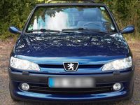 Gebraucht Peugeot 306 Cabriolet Platinum 110 PS (80 kW) 2001 Blau Cabrio